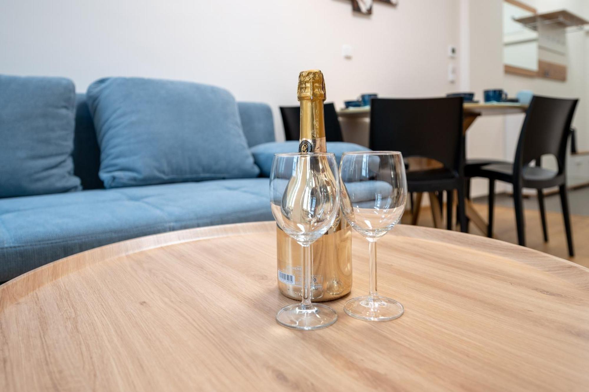 Seifertova By Willstay Appartamento Praga