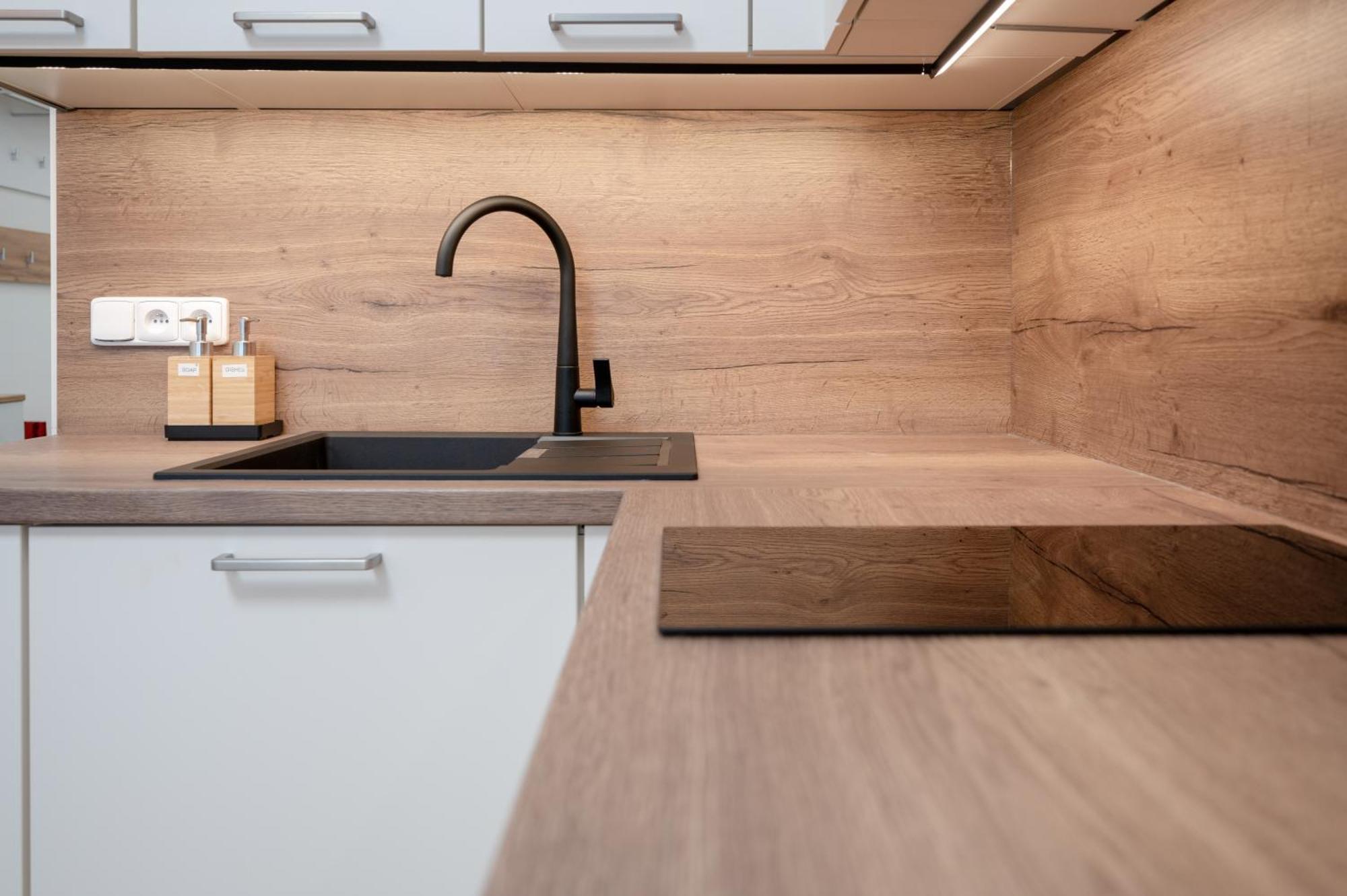 Seifertova By Willstay Apartamento *